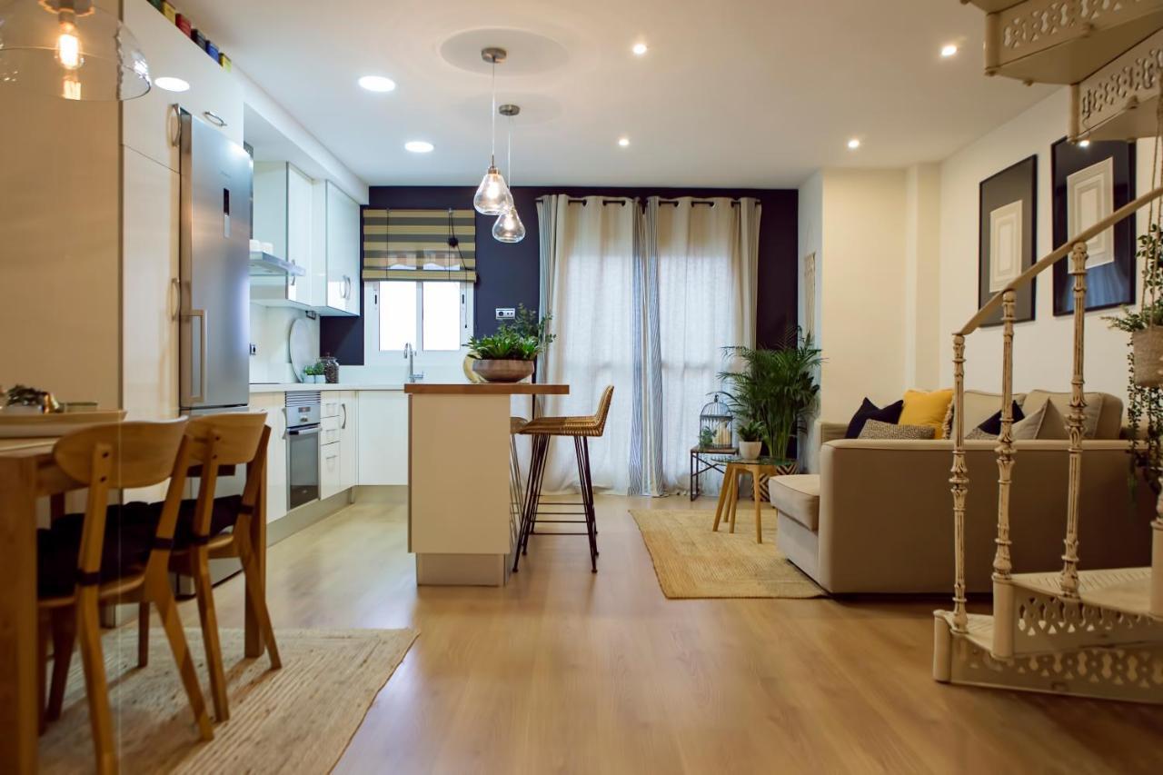 Sol Y Malaga - Designer Duplex Con Terraza Y Parking Apartment Exterior photo